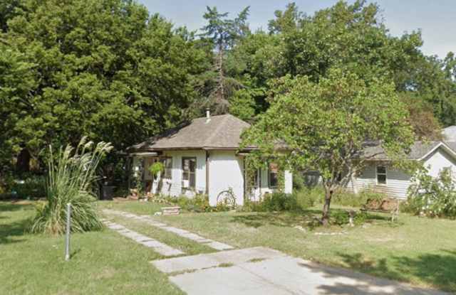607 N Atchison St - 607 North Atchison Street, El Dorado, KS 67042 607 N Atchison St - 607 North Atchison Street, El Dorado, KS 67042