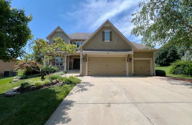 SEE IT NOW: Luxury 5-Bed Home in Wilshire Farms – Blue Valley Schools photos photos