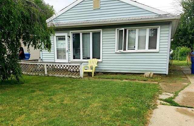 13649 Marshall Avenue photos photos