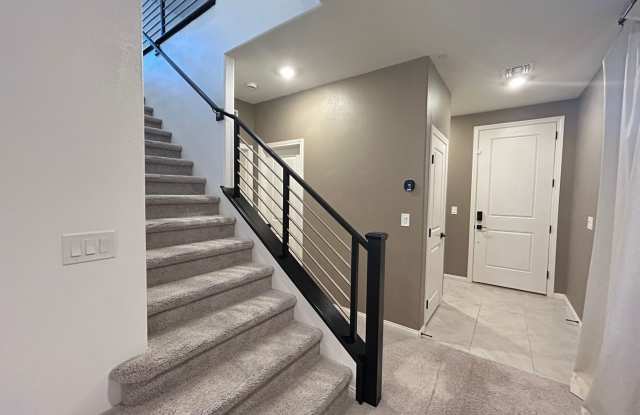 Gated 5-Bedroom Skye Canyon Home! Gallery 3