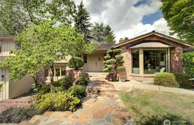RARE Find House for Rent in Yarrow Point! - 9020 Northeast 34th Street, Yarrow Point, WA 98004