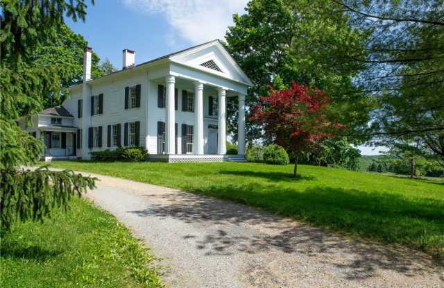 882 Old Quaker Hill Road Gallery 3