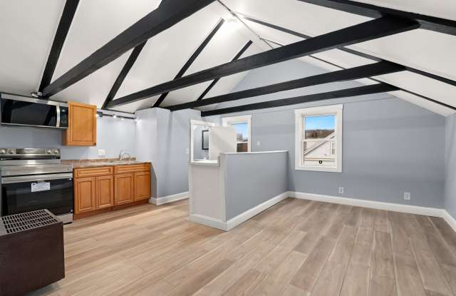 13 Main St photos photos 13 Main St photos photos