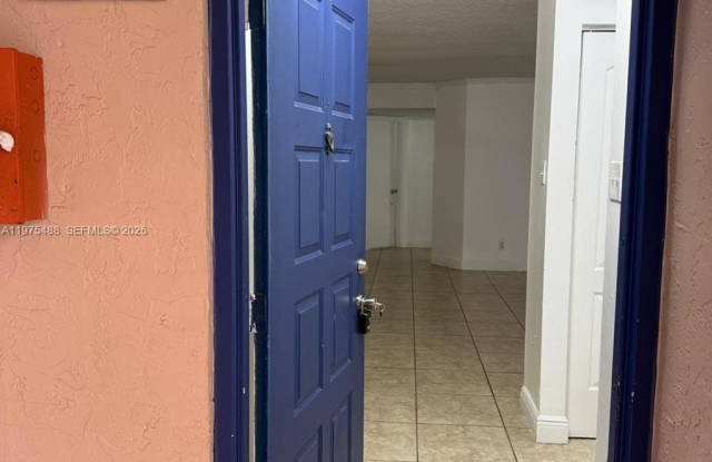 15781 SW 106th Ter photos photos