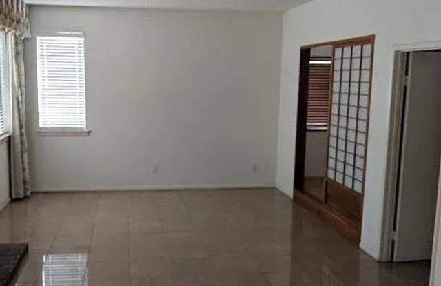 2300 Remora Drive Gallery 2