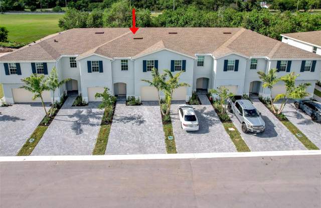 4333 Hammock Grove Drive Gallery 2