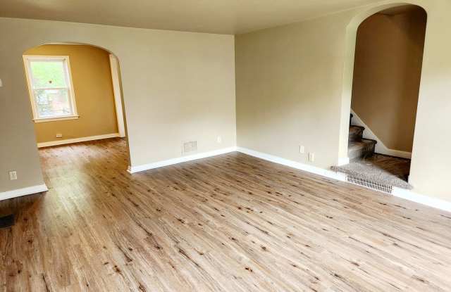 Recently Renovated 3 Bedroom in Harrisburg! Gallery 1