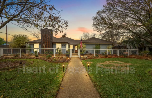 325 Crescent Road - 325 Crescent Road, Waco, TX 76710