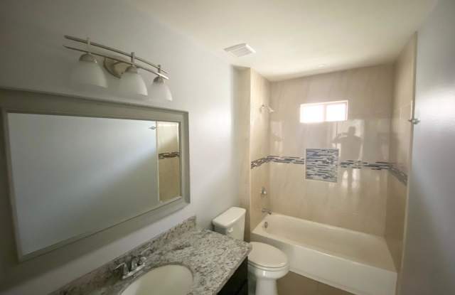 1227 White Oaks Dr Gallery 4