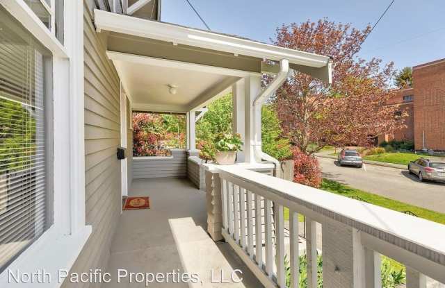 6515 23rd Ave NW Gallery 3