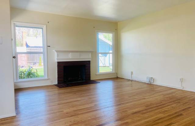 East Long Beach Home Gallery 3