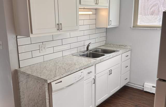 6409 Glade Ave photos photos