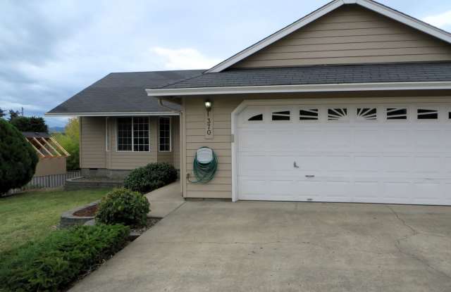 Nice 3 Bedroom Home in Green! photos photos Nice 3 Bedroom Home in Green! photos photos