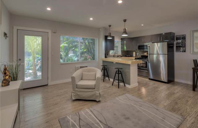 659 Meridian Ave photos photos