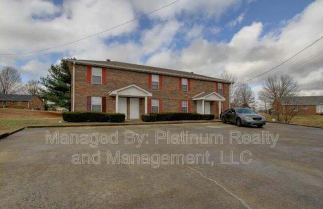 363-4 Peabody Dr - 363 Peabody Drive, Clarksville, TN 37042