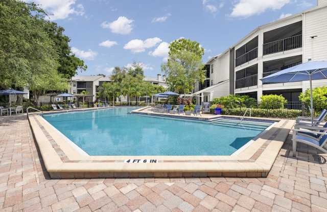 4800 Westshore Apartments Gallery 2