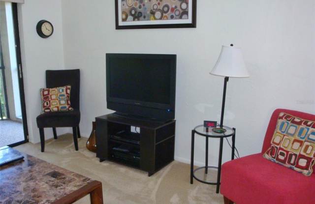 20 WOODLAKE COURT Gallery 4
