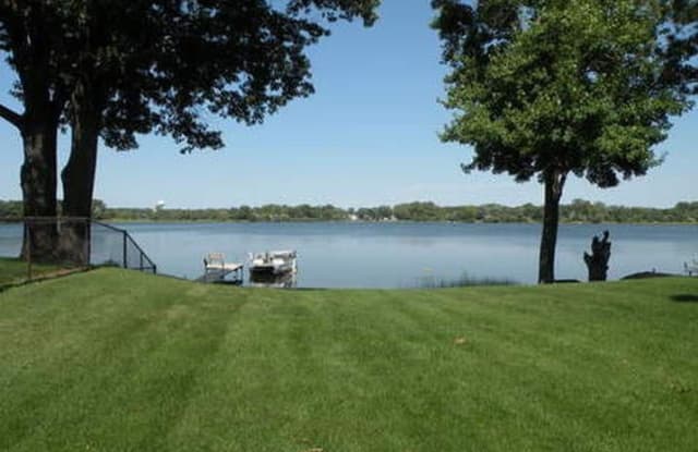 1405 Highway 96 E - 1405 County Highway 96, White Bear Lake, MN 55110
