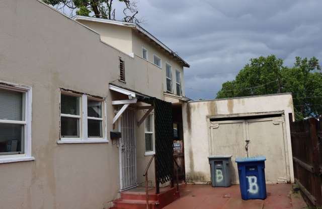 W20th 1011 #B photos photos