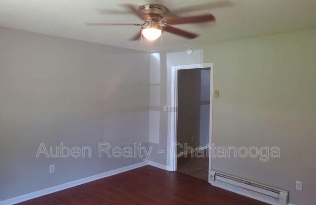 3329 Pinewood Avenue Gallery 2