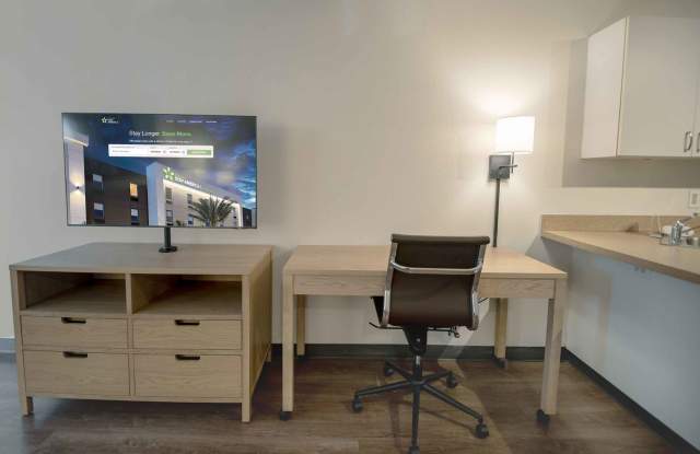 Furnished Studio - Newport Beach photos photos
