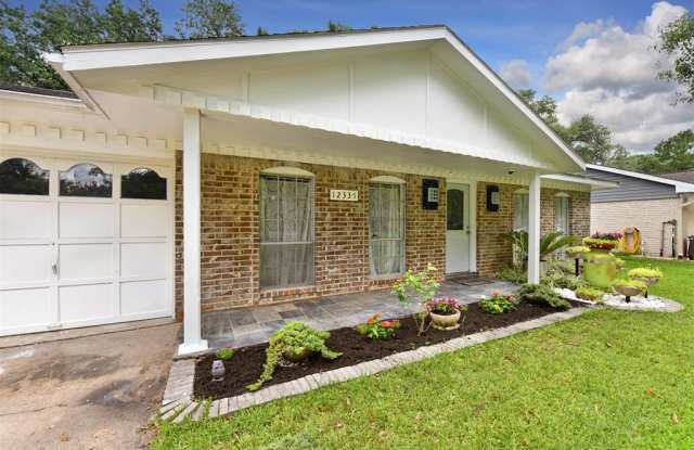 12335 Brandywyne Drive Gallery 4