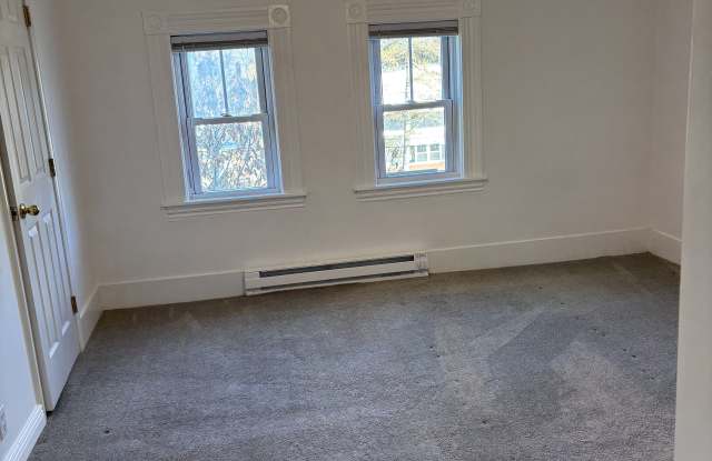 32 Lincoln Street Gallery 3