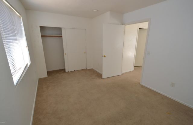 4327 E Bellevue Street Gallery 4