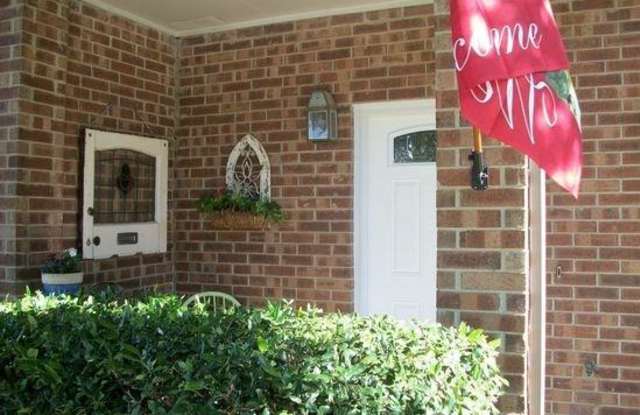 712 Argone Court - 712 Argone Court, Euless, TX 76039