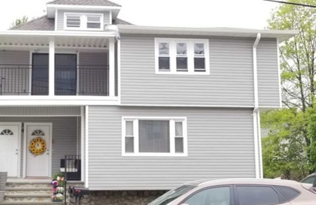 14 Zazzetti Street - 14 Zazzetti Street, Waldwick, NJ 07463