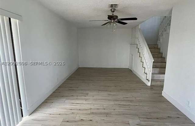 2580 Coral Springs Dr Gallery 4