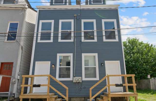 2 Rickenbach St photos photos