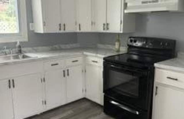 125 Lehigh Gallery 2