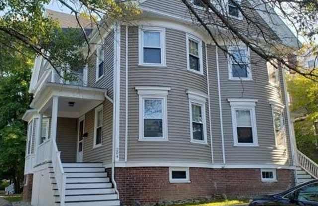 204 Rockland Street Gallery 2