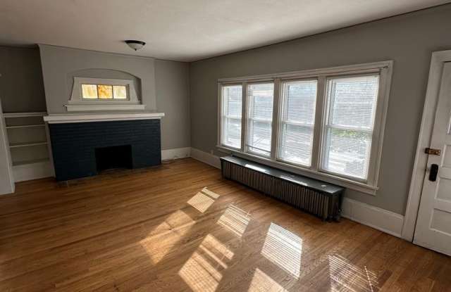 4 Bedroom Near UWM Campus photos photos