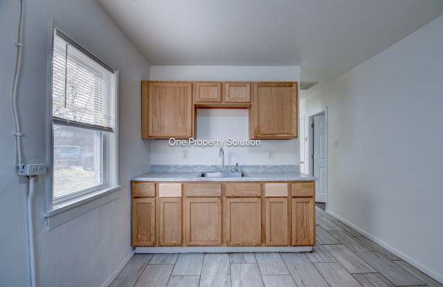 2453 Prospect Street photos photos