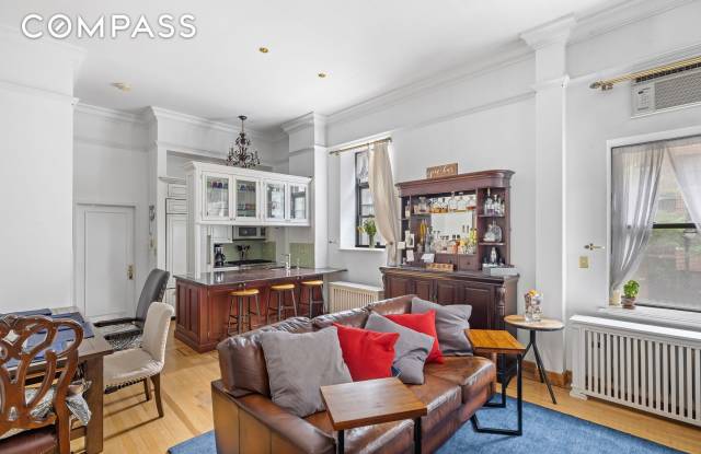 7 Gramercy Park West - 7 Gramercy Park West, New York City, NY 10003