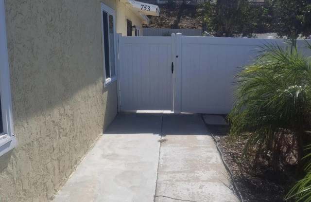753 E Indian Rock Gallery 2