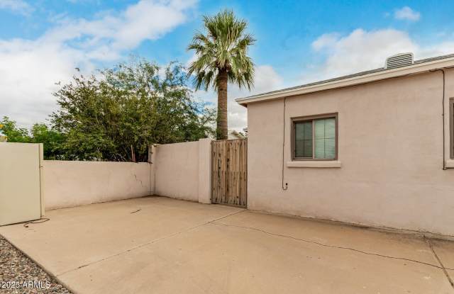 143 W PIMA Avenue unit: 1 photos photos
