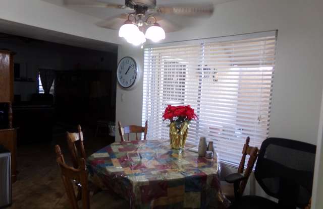 1850 S WESTWOOD -- Gallery 2