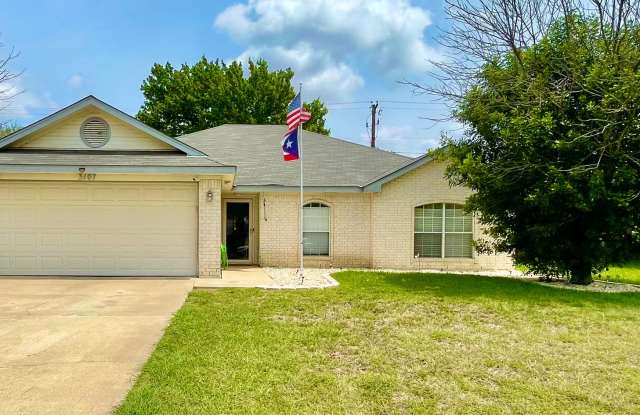 Location, Location, Location, Plus Bonus Room off the Primary Bedroom, 2 Fulls Baths, 2 Car Garage & More! Gallery 1