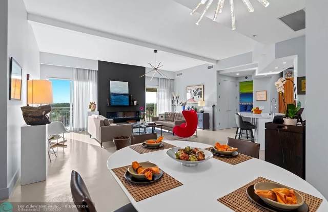 2625 Northeast 14th Avenue - 2625 Northeast 14th Avenue, Wilton Manors, FL 33334
