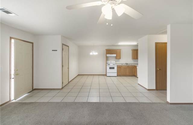 301 East Marietta Court Gallery 3