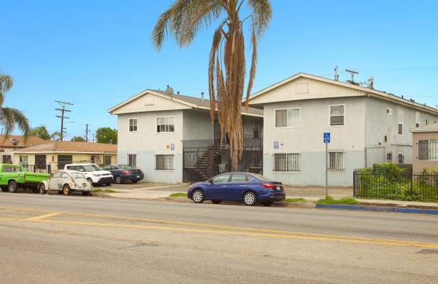 10611 S Central Gallery 2