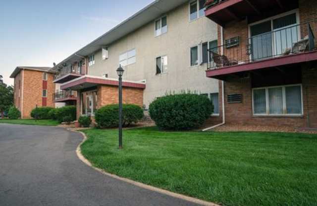 Creek View Apartment Homes 8817 w 35th st. photos photos