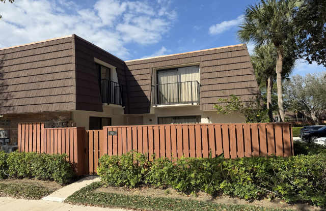 1403 14th Court - 1 photos photos