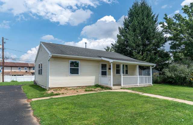 **Charming Newly Remodeled 2-Bedroom Rancher** Gallery 3