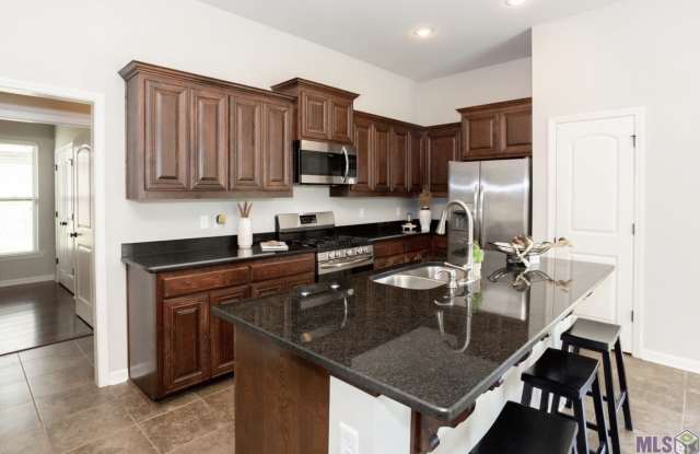 4392 Olivia Dr Gallery 3