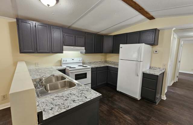 2299 Plantation Rd photos photos