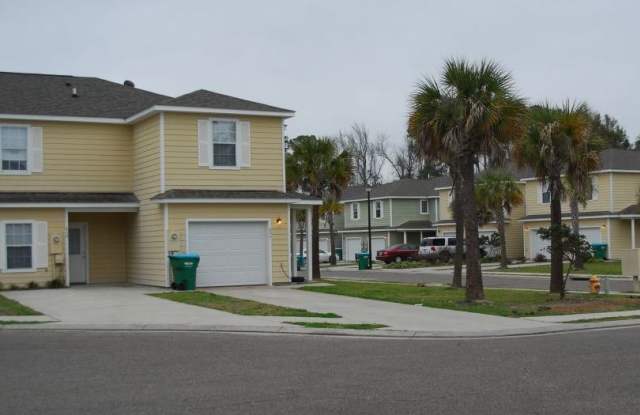 609 Layton Dr - 609 Layton Dr, Gulfport, MS 39507